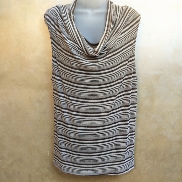 Christopher & Banks Tops - Christopher & Banks Soft Sleeveless Top EUC XL